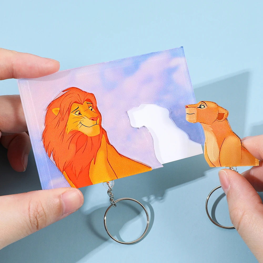 Nuevo llavero del Rey León, llavero para pareja, colgante de pared, decoración del hogar, colgante de llave, mochila, llavero, estante de almacenamiento, regalo para pareja