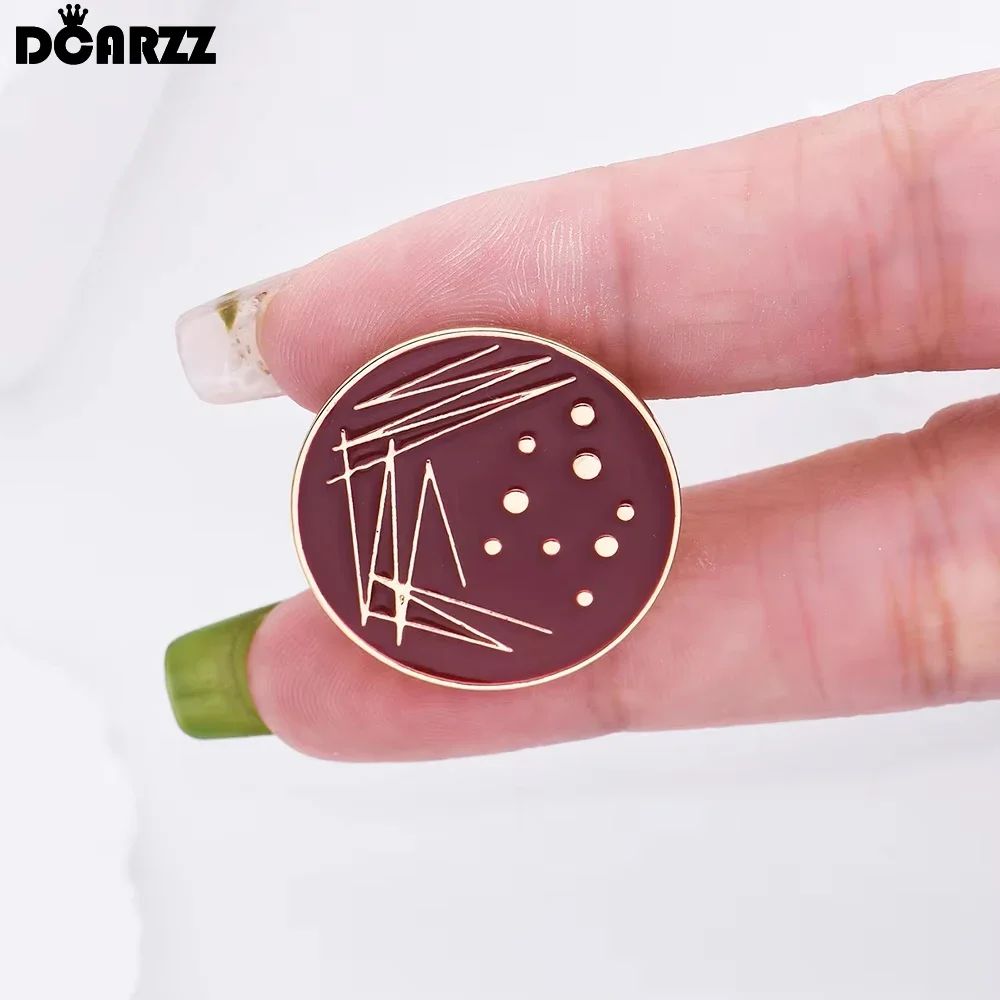 DCARZZ Biology Bacteria Petri Dish Enamel Brooch Pins Microbes Lab Lapel Badge Science Jewelry Gift for Biologists Scientist