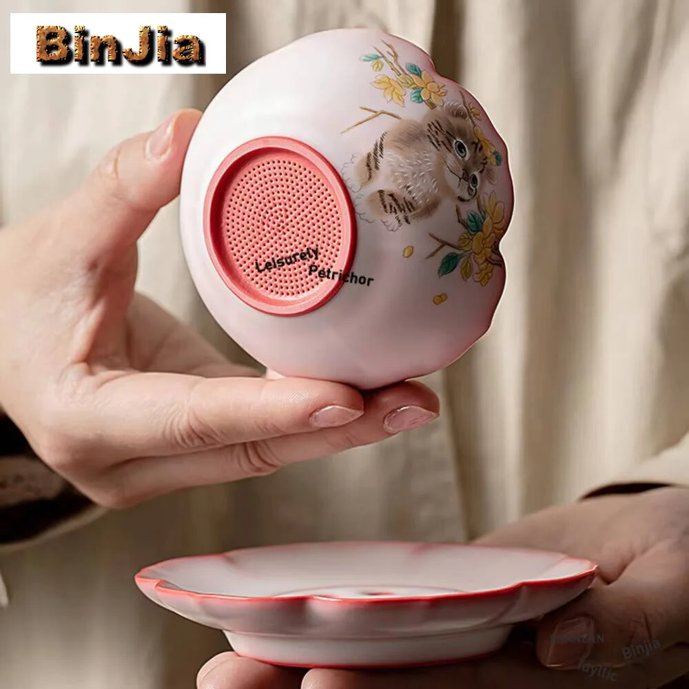 

Exquisite Lard Frozen Ceramic Tea Separator Infusor Cute Yellow Cat Strainer Soaking Filter Holder Teaware Ornament Accessories