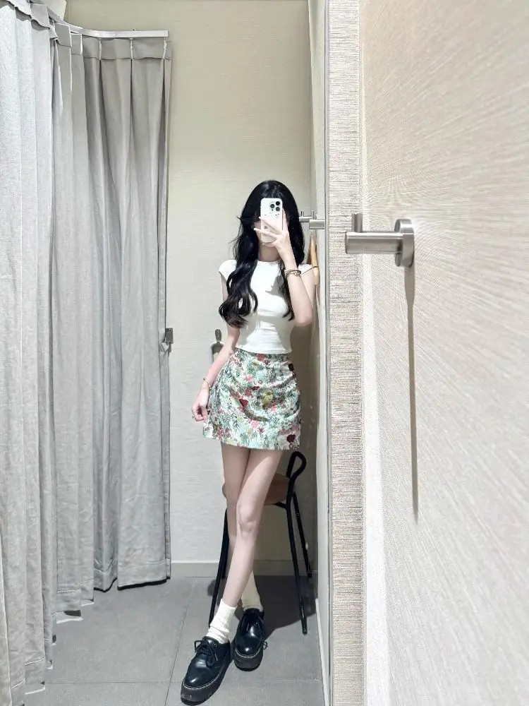 Sukienka z kwiatowym, bogatym haftem, spódnica damska z wysokim stanem, rozkloszowana, wyszczuplająca, idealna na lato 2025, do pracy, w stylu vintage.