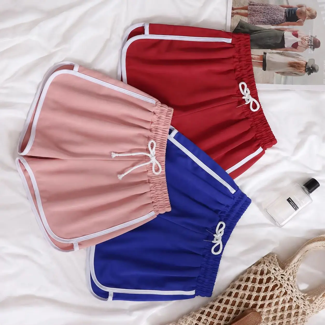 26 Women's Summer Textured Casual Shorts Elastic Waist Drawstring Breathable Loose Fit Sports Running Fitness Beach Lounge Pants