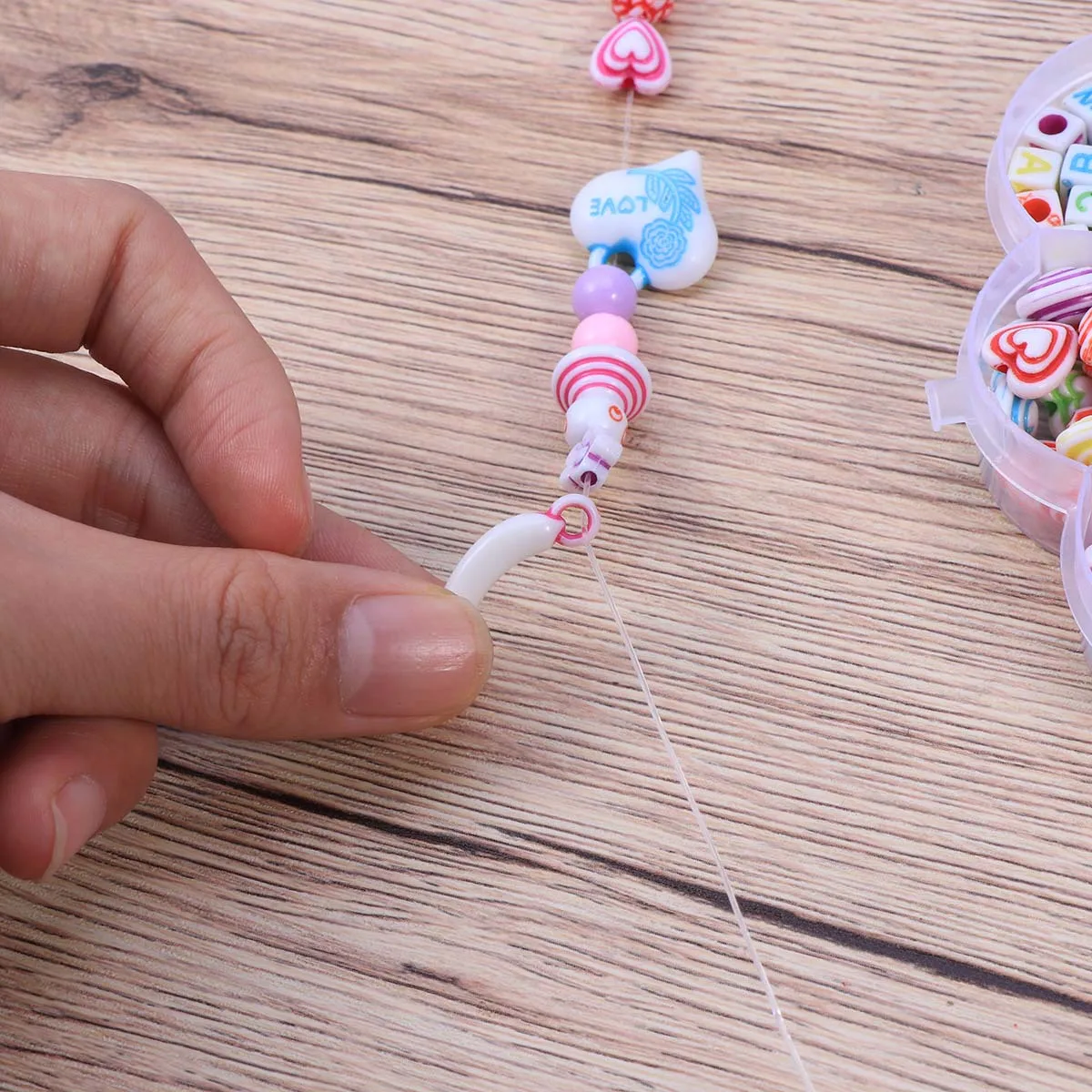 1 conjunto de contas para crianças, joias diy, kits de contas artesanais para coordenação educacional de mão e olho, desenvolvimento criativo de imaginação