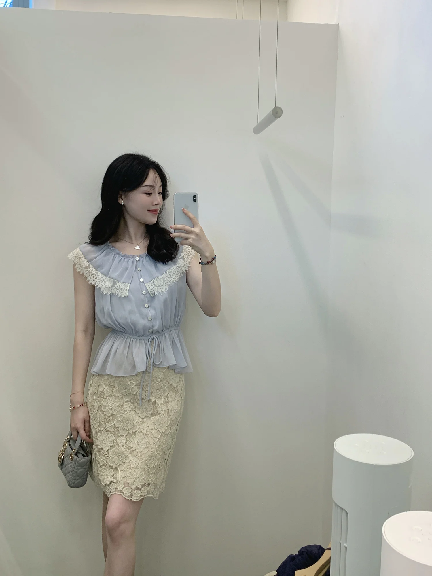 

Wang Han Yan Gentle Medieval Lace Waist-Cinching Slim Fit Sleeveless round Neck Shirt Women's Summer Top Polka Dot Print