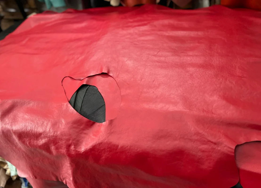 Vibrant Scarlet Whole Cut Calfskin Leather, 1.4mm Natural Grain Full Hide,Full Hide Leather Sheet,Rich Scarlet Calfskin