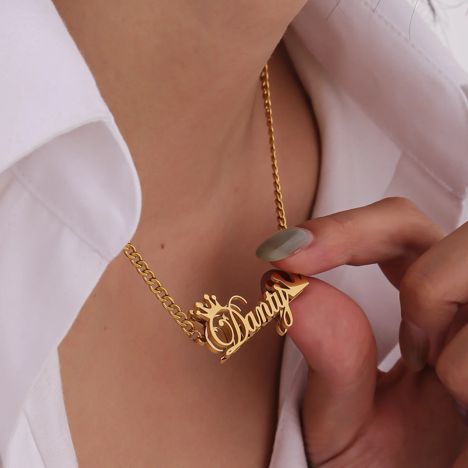 Personalisierte Namenskette, Krone, stapelbar, 18 Karat Gold, Edelstahl, personalisierter Schmuck, Weihnachtstag, Geschenk für Frauen und Mädchen