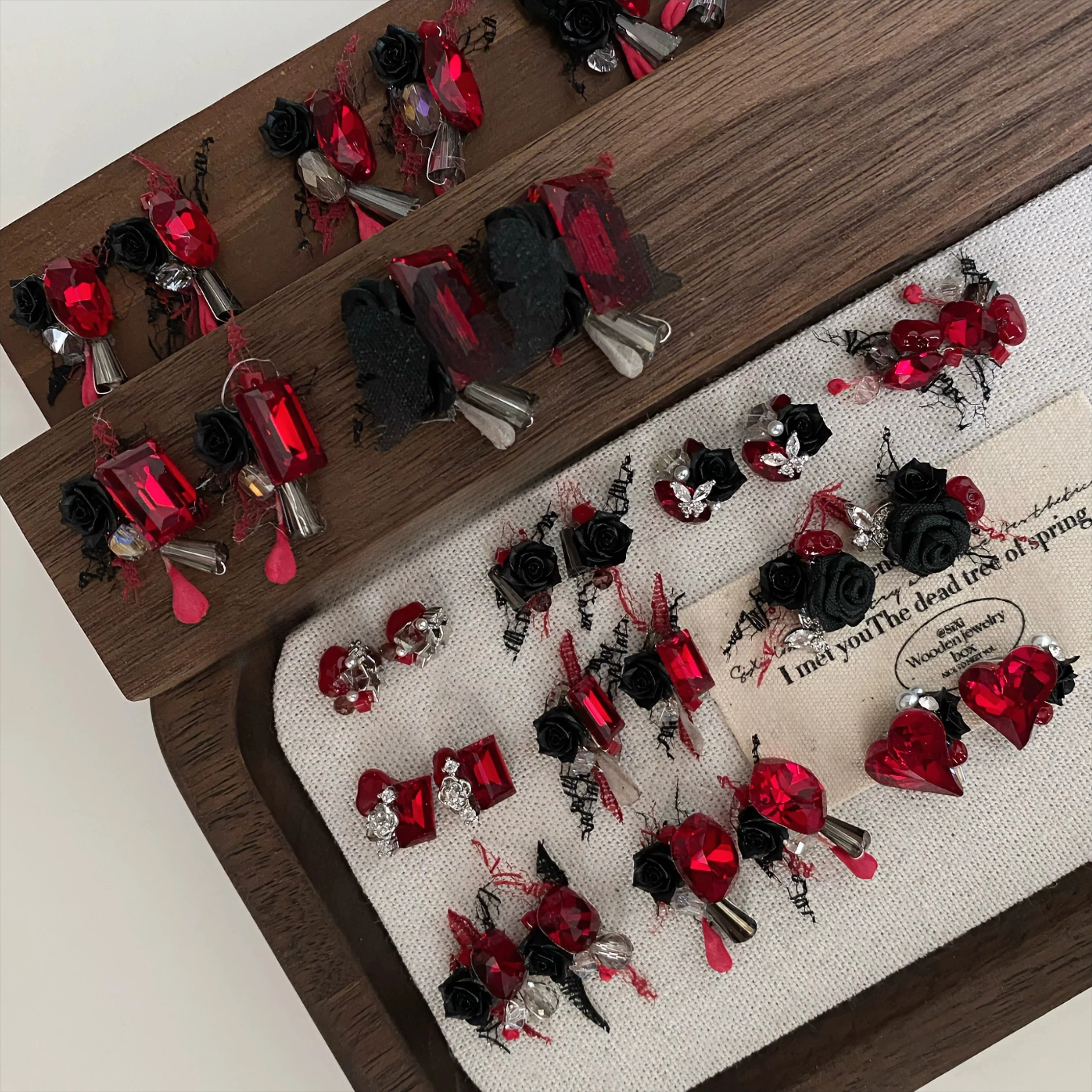 Garnet Black Rose Finished Rhinestone Cluster Pigeon‑Blood Red Nail Charms Luxury 3D Stacked Crystal Ornaments For DIY Manicure