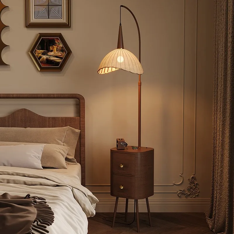 Retro floor lamp, high-end bedroom solid wood drawer shelf medium antique wireless charging bedroom bedside table lamp