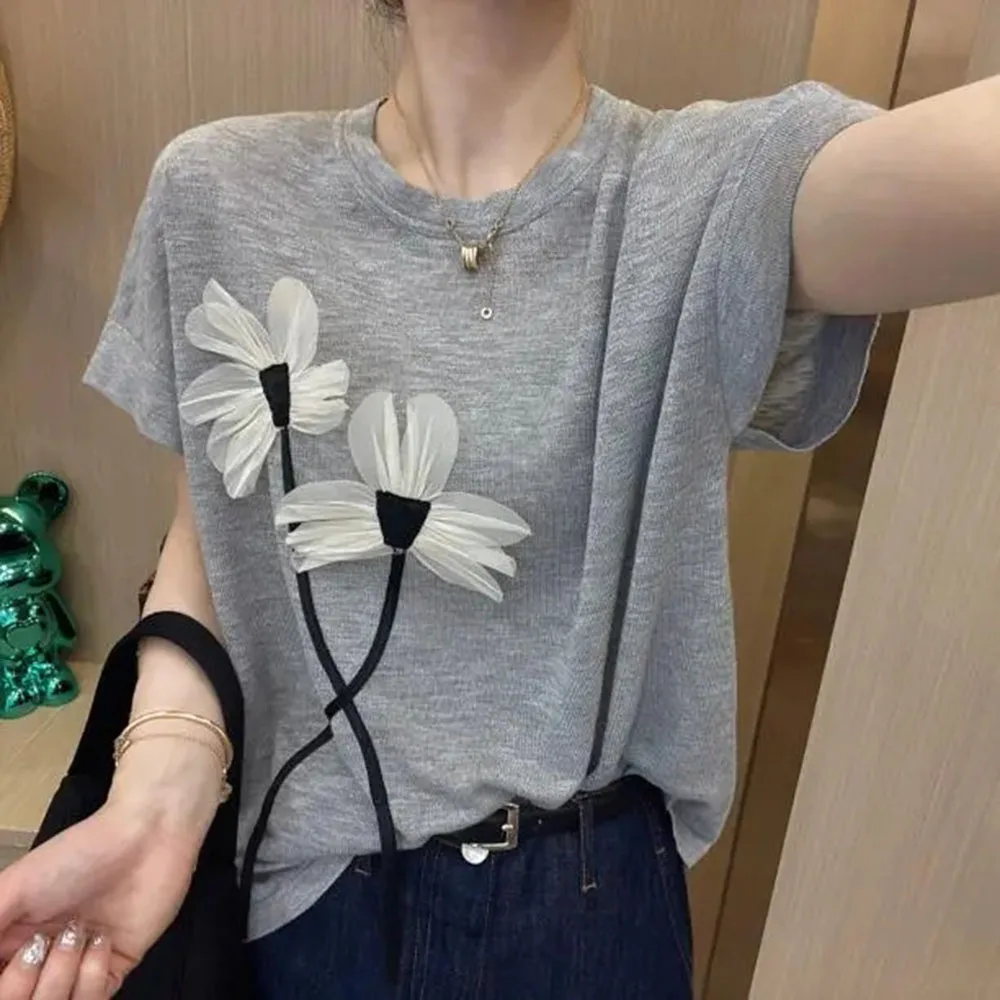 T-shirt lavorata a maglia a righe con Design estivo t-shirt a maniche corte da donna con fiori 3D abbigliamento femminile maglieria allentata Casual Tees Lady