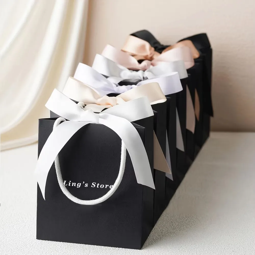 

100Pcs Personalized 15.5x13.5x7.5cm Classic Jewelry Handbag Paper Cardboard Newborn Candy Pouches Anniversary Memorary Gift Pack