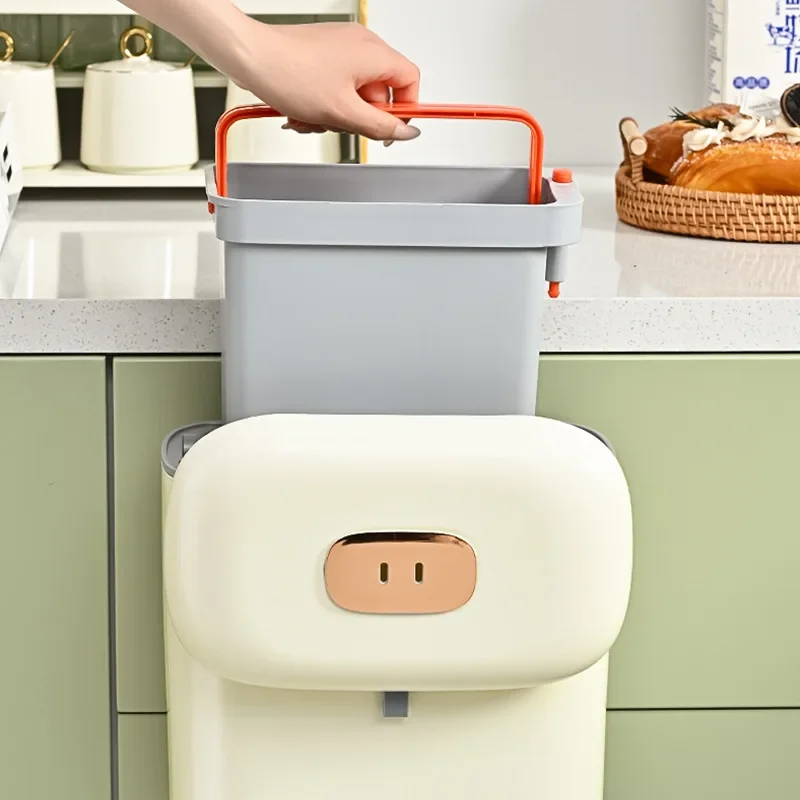 New Kitchen Trash Can Hanging Toilet Paper Basket Waterproof Toilet Bucket WallMounted Toilet Automatic Packaging