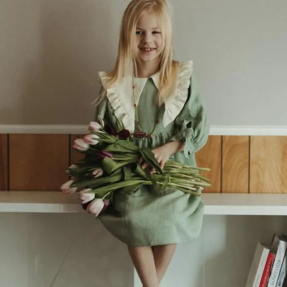 

Girls Casual Dresses Spring Cotton Hemp Ruffled Edge Causal Children Clothing 2024 Turn Down Collar Simple Sweet