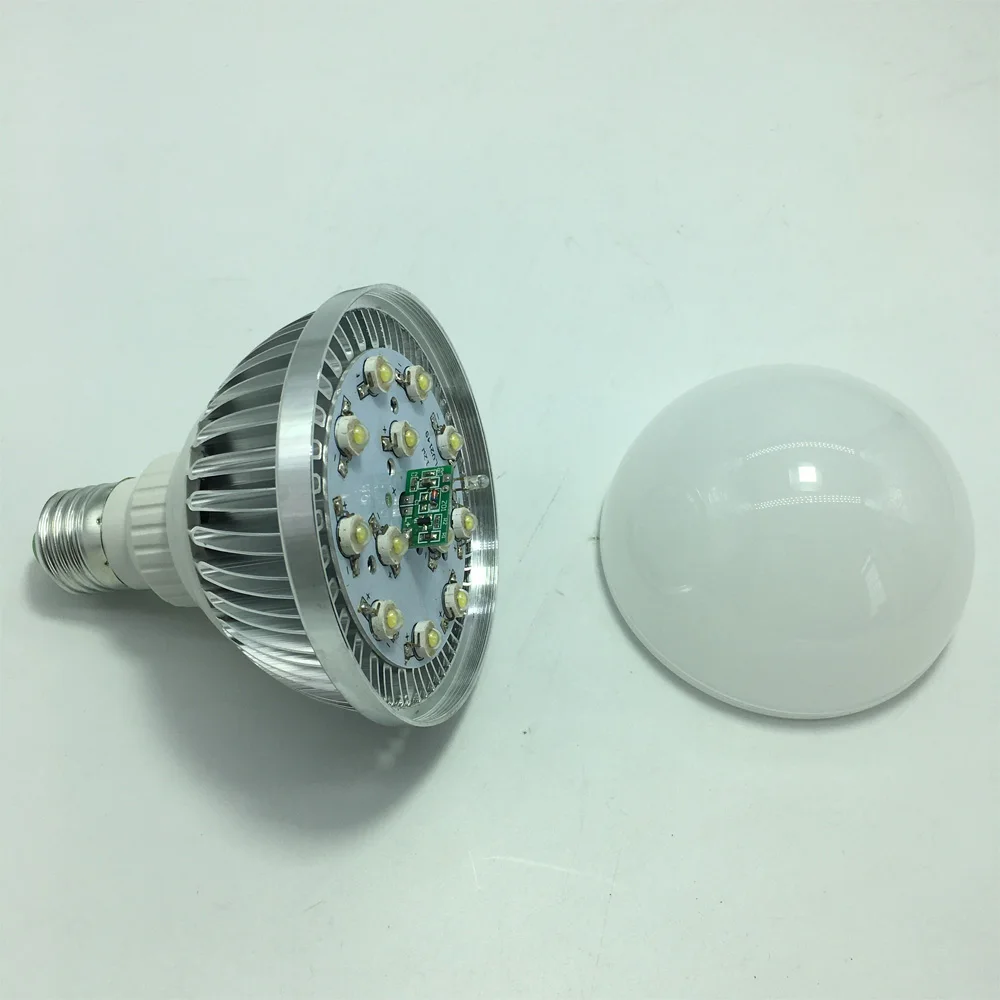 

Энергосберегающая светодиодная лампа с управлением от света 5 Вт 7 Вт 9 Вт 12 Вт AC120 В переменного тока 230 В алюминий E27