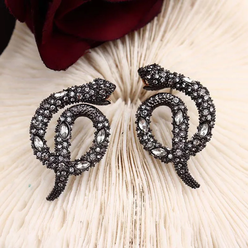 Genius Original Design Copper-plated Gold-plated Two-color Full Diamond Snake Series Earrings