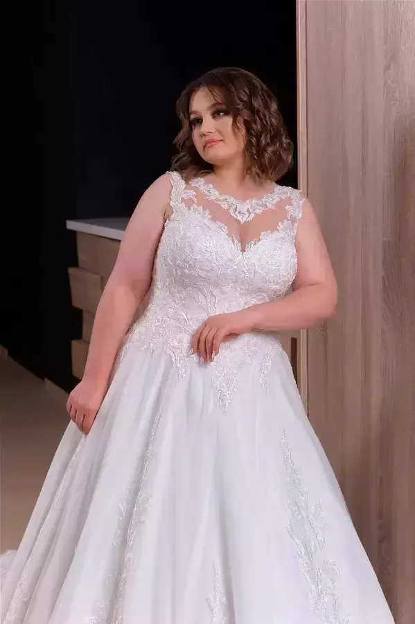 2023 Plus Size abiti da sposa scollo tondo Appliques di pizzo senza maniche una linea abiti da sposa Sweep Train Custom Made Vestido De Novia