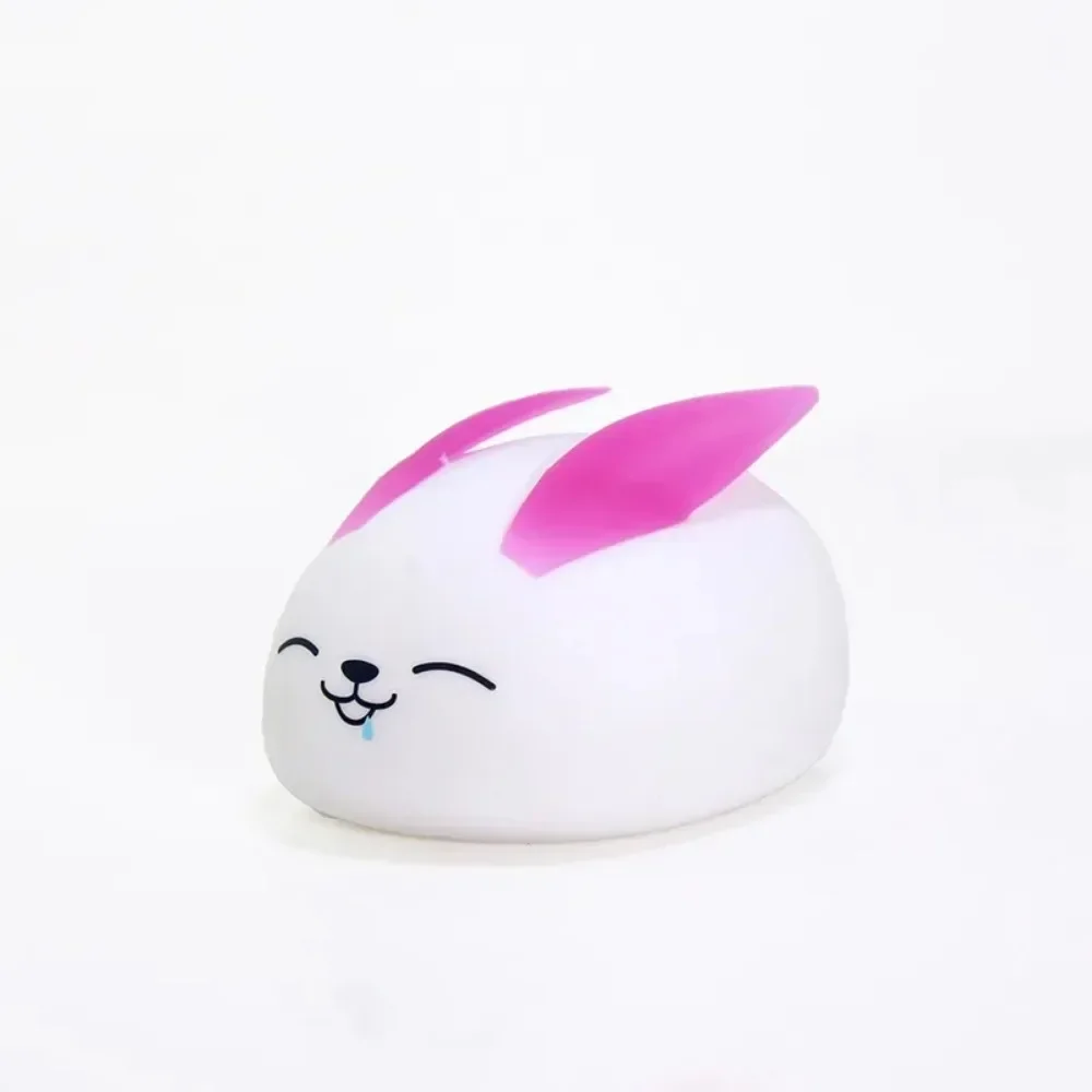 Veilleuse LED lapin en silicone, décoration avec lampe de table de couchage, animation de dessin animé, cadeau créatif, nouvelle collection