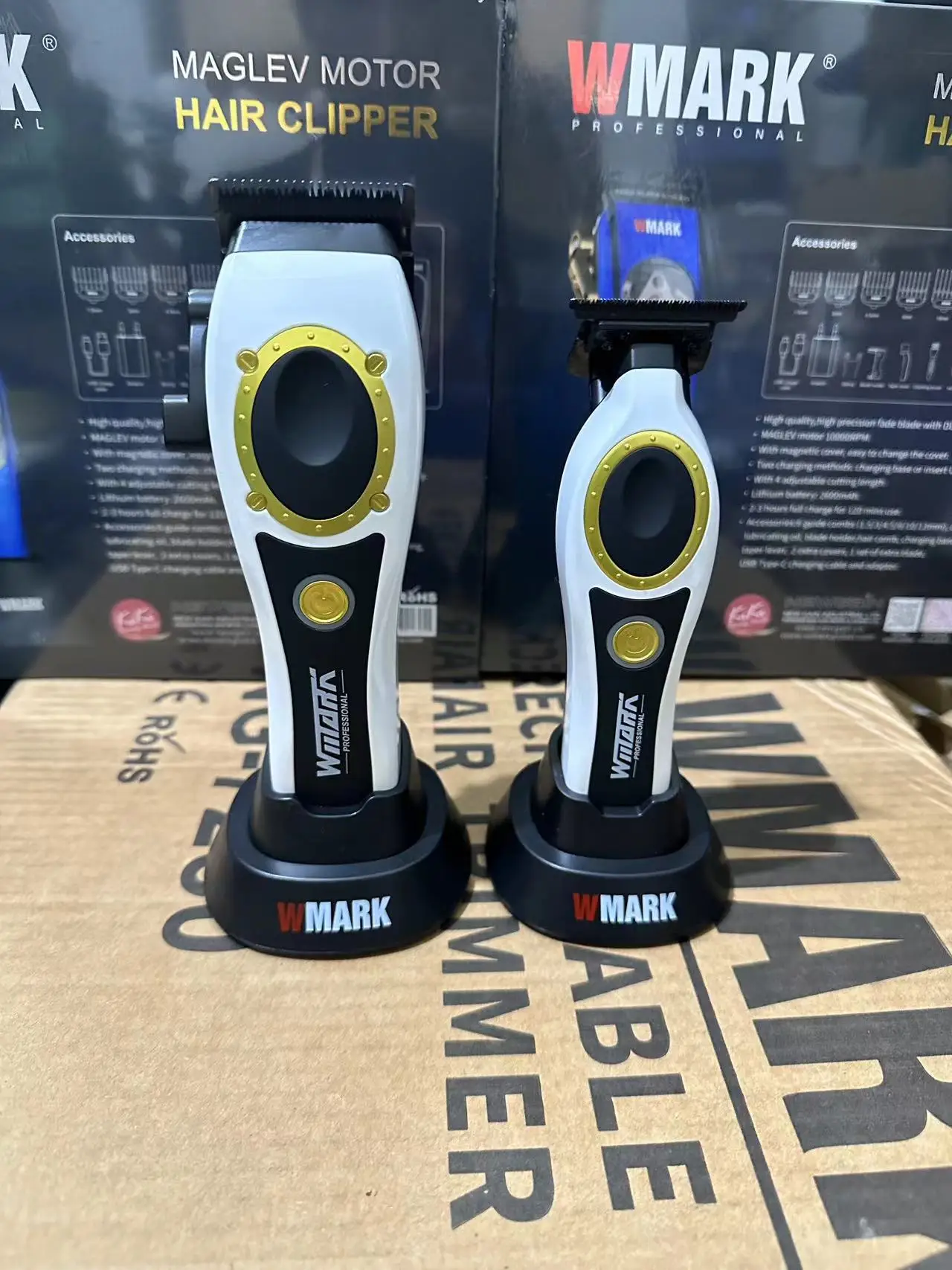 WMARK NG-7030 + NG-7230 新しいバリカンオイルヘッド仕上げ電気バリカン販売ホット充電シートヘアサロン