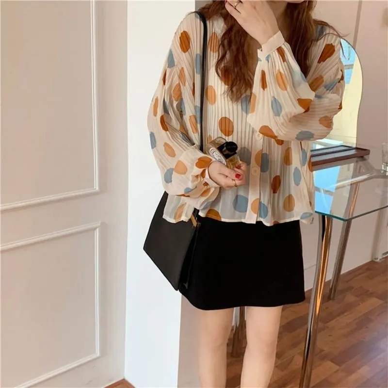 Fashion Pleated Polka Dot Printed Blouse Spring Summer Long Sleeve Women\'s Clothing All-match Loose Korean Elegant V-Neck Shirt