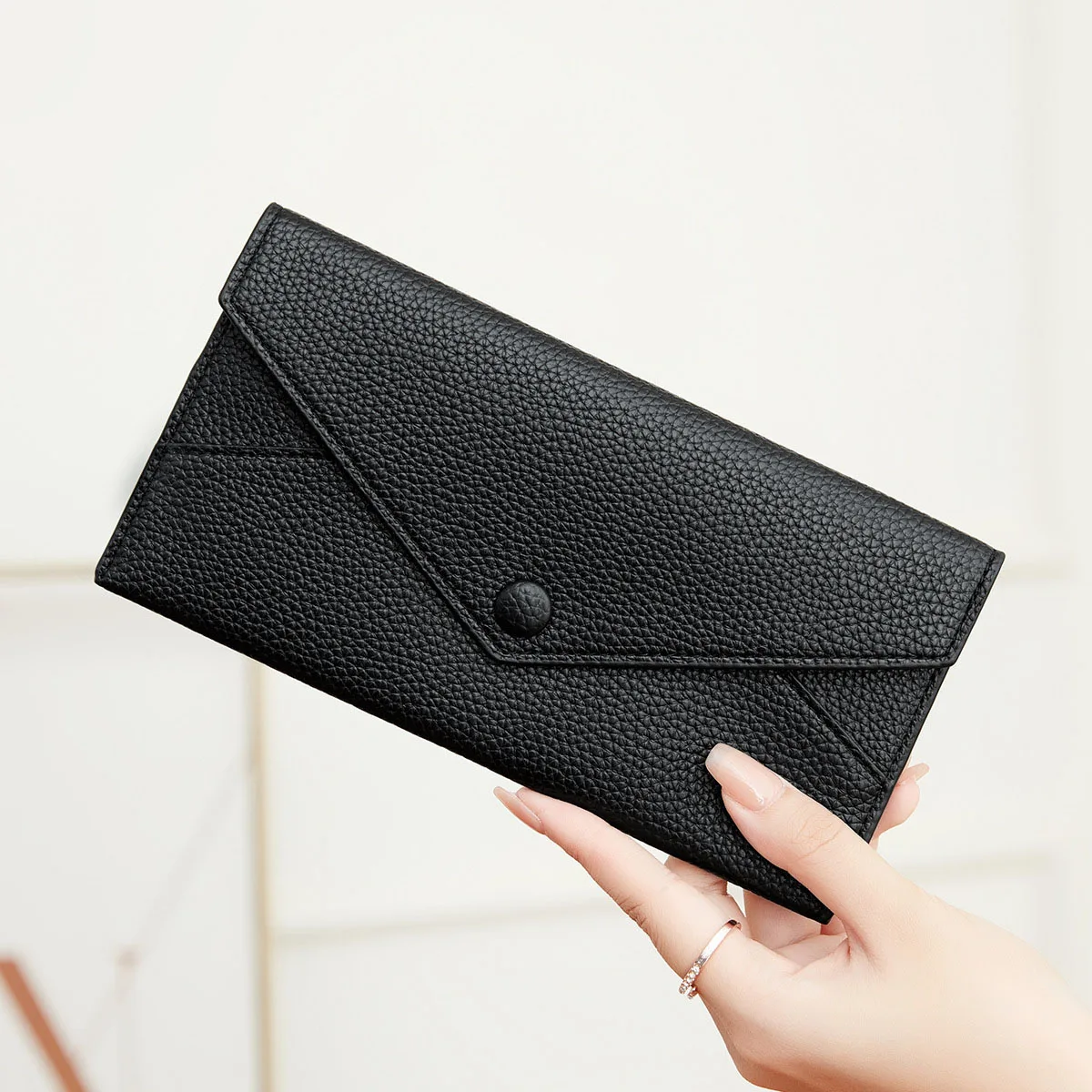 

Ladies Long Soft Leather Wallet with Lychee Pattern Ultra-Thin Simple Hand-Held Envelope Bag