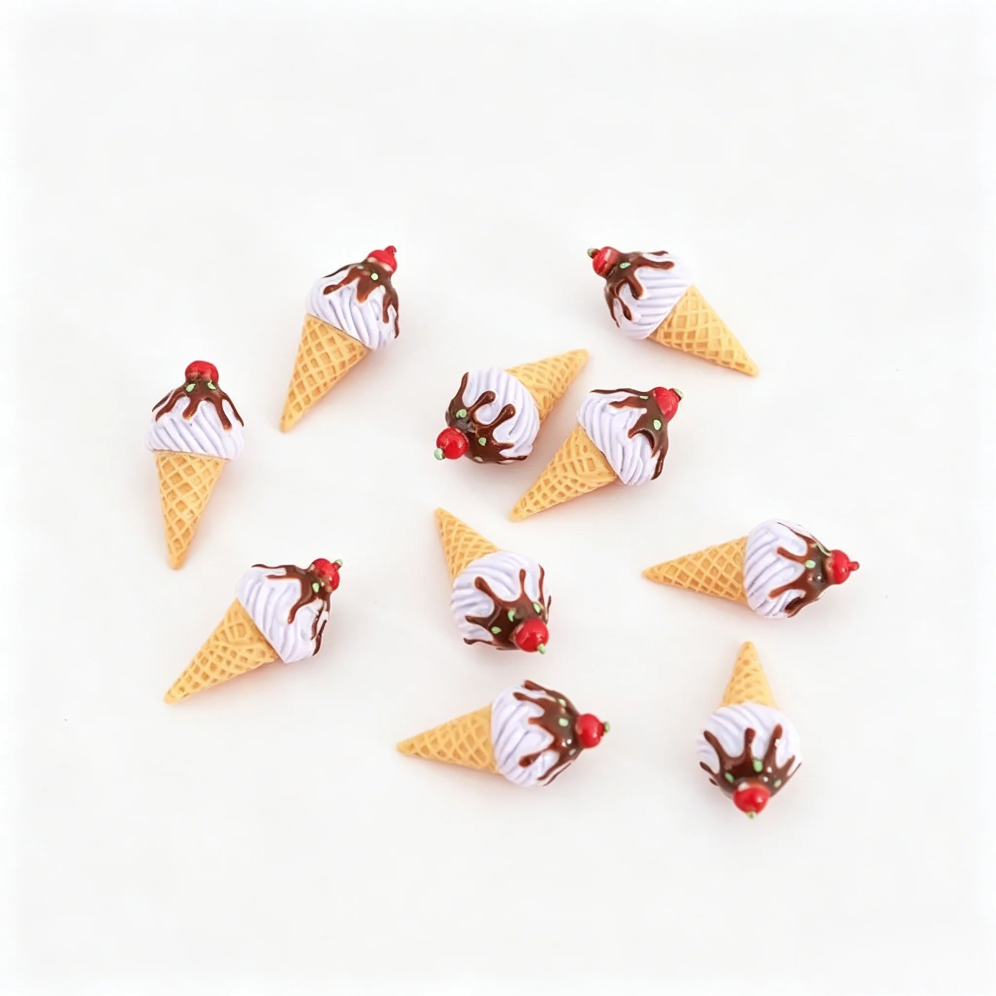 10 Stück Niedliche Puppenhaus-Miniatur-Eiscreme-Waffel-Modelle Küchen-Lebensmittelzubehör für Puppenhaus-Dekoration Kinder-Rollenspiel-Spielzeug – Detail 3