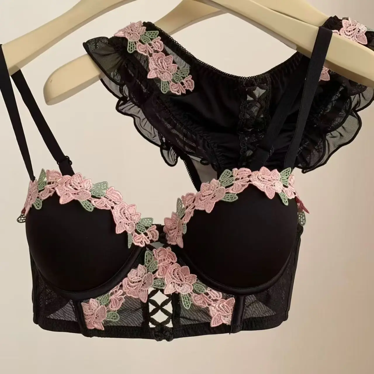 conjunto-de-sutia-sexy-puro-doce-para-meninas-estilo-japones-roupa-intima-pequena-para-coleta-de-seios