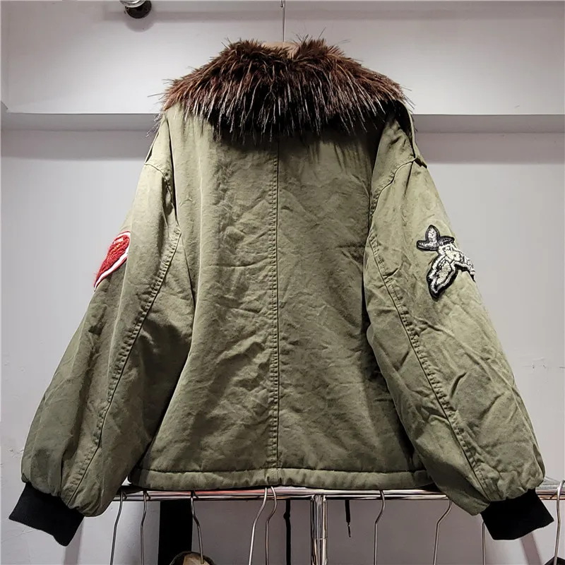 2026 Autumn Winter Loose Women Parkas All-match Embroidery Patch Thicken Fleece Long Sleeve Faux Fur Collar Warm Wadded Jacket