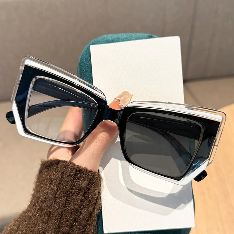 Fashion Cat-eye Photochromic Myopia Glasses Artistic Large Frame Popular Versatile Women Men HD Short Sight Eyeglasses 0 To -4.0
