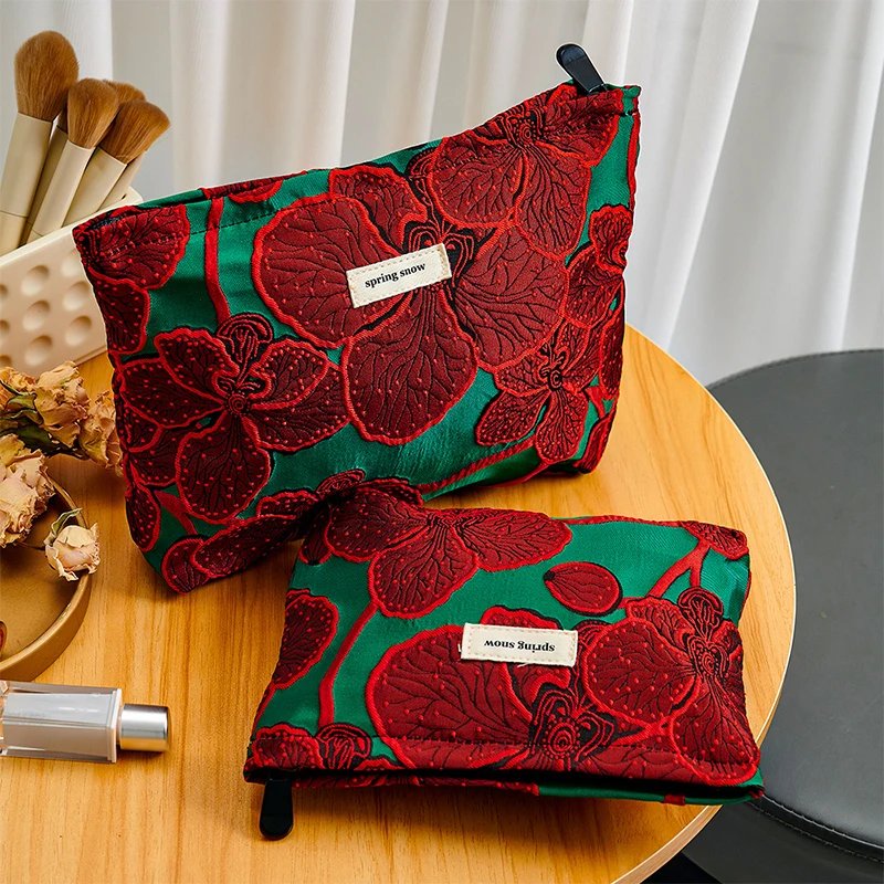 Luxury Floral Makeup Bag for Women Red Flower Canvas Travel Toiletry Organizer Cosmetic Pouch Fashionable Ladies Accessory