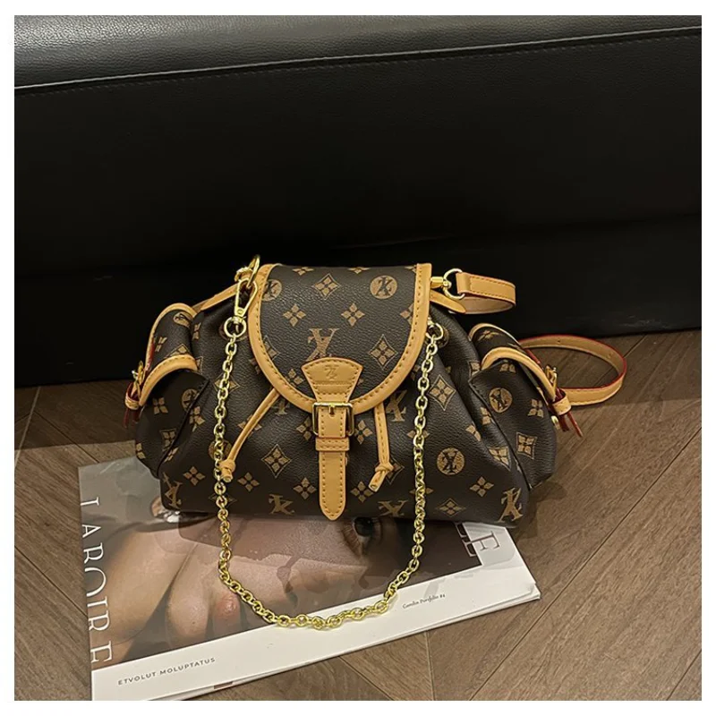 

​Spacious Women's Drawstring Tote Bag 2025, Multi-Functional Vintage Crossbody Purse, Lightweight Underarm Bag for Daily Use​