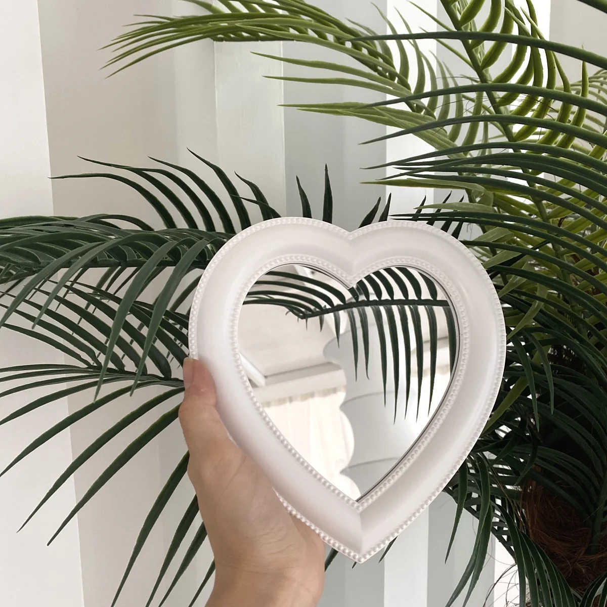 

Love Makeup Mirror Blocks Wall Mounted Desktop Girl Heart Princess Mirror Blocks Dormitory Desktop Miroir Mural Home Furniture