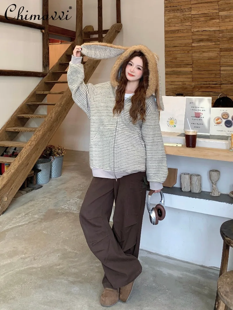 الخريف الشتاء كلية نمط مخطط لطيف الأرنب الأذن مبطن سترة البلوز المرأة مقنعين فضفاض الفراء طوق سميكة فروي معطف