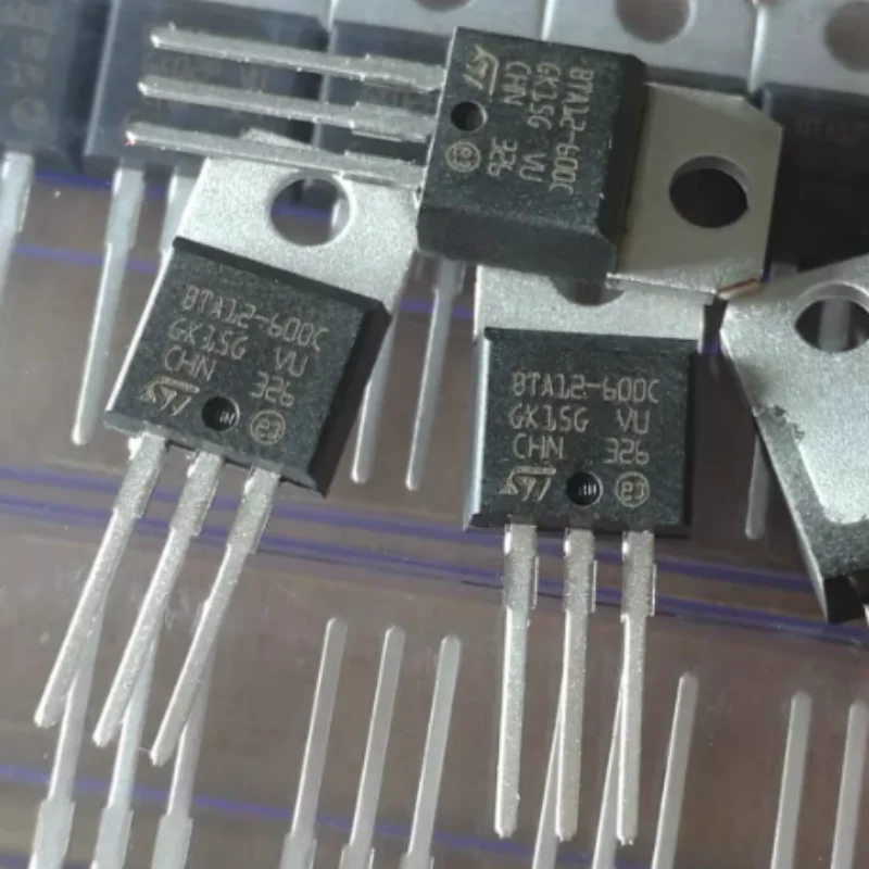 10PCS/BTA12-600CRG BTA12-600C TO220 Original Genuine Goods in Stock