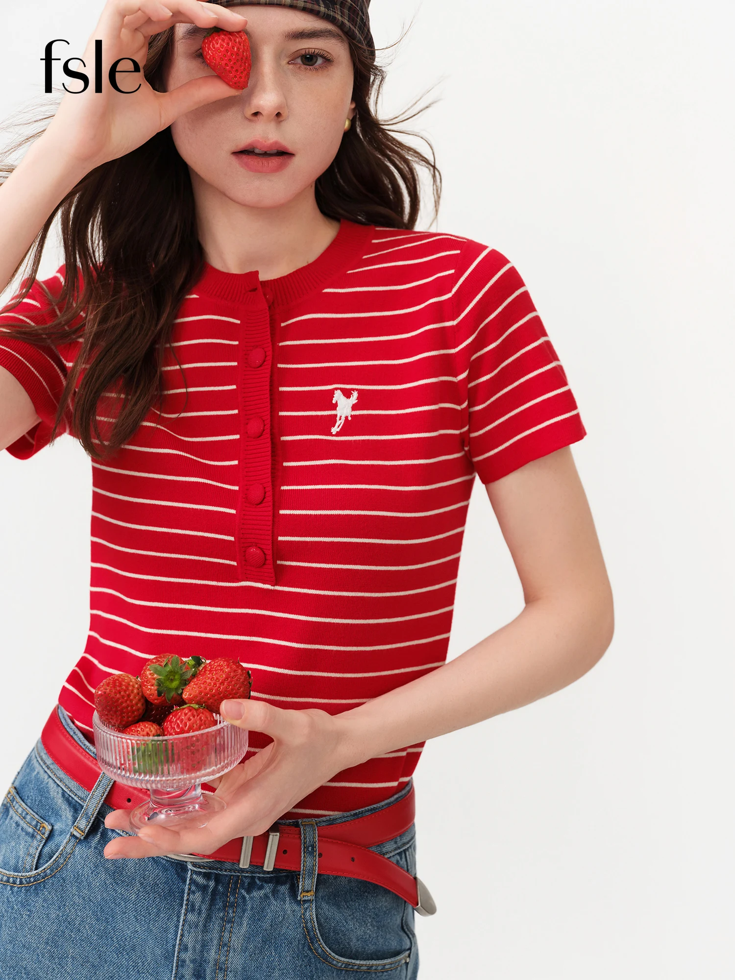 

FSLE Vintage Styled Striped Knit Top for Women 2026 Summer New Arrival Short Sleeve Slim-Fit Henley Sweater Crew Neck T-shirt