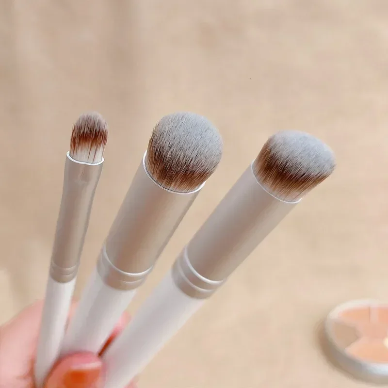 Concealer Make-up Kwasten Ronde Precisie Verbergen Acne Marks Donkere Kringen Tongborstel Make-up Gereedschap Make-up Kwastenset