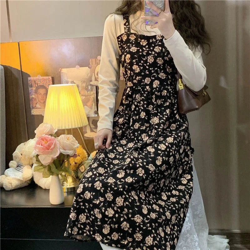 

French niche retro fake two pieces floral dress autumn and winter women's new temperament coat inside the long skirt