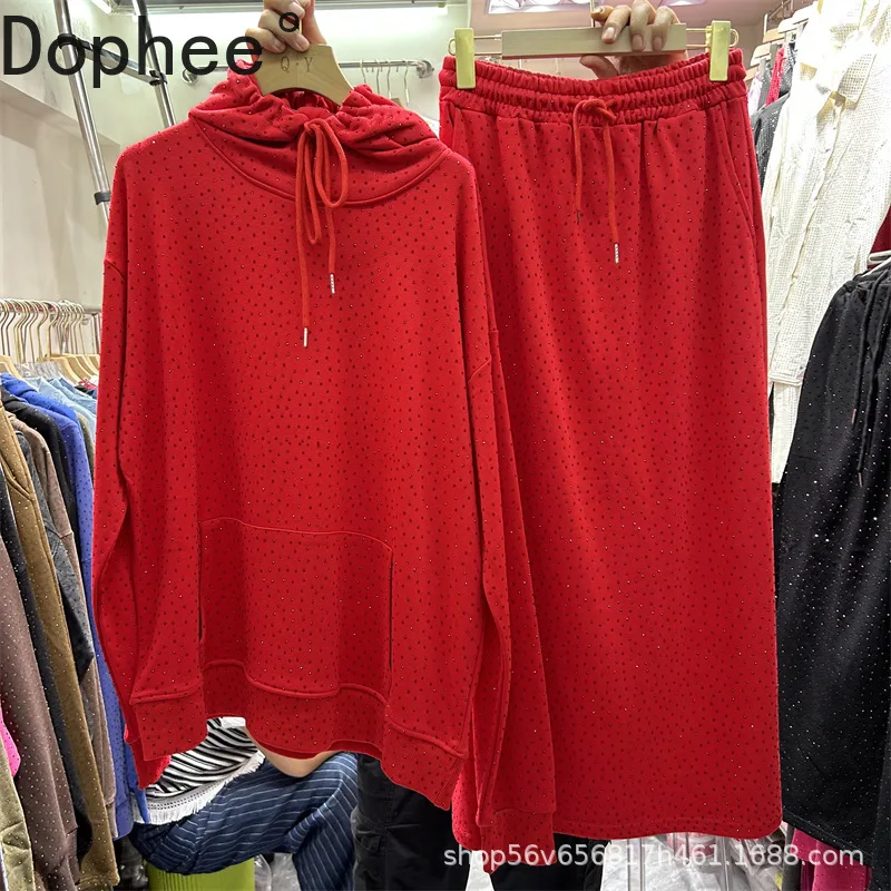

Babysbreath Hot Drilling Women Two-piece Sets Diamonds Red Long Sleeve Hooded Pullover Top + Elastic Waist Mid-length Skirt Suit