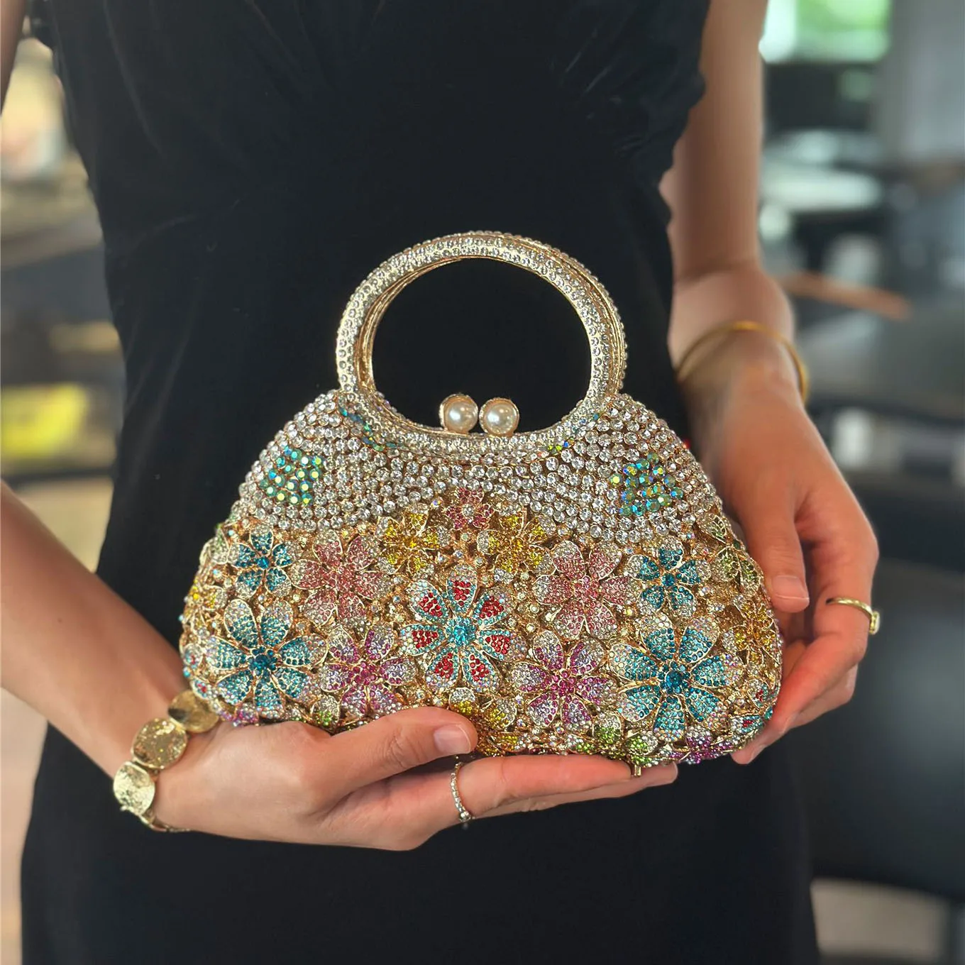 

Full Rhinestone Flower Banquet Bag For Women European and American Fashion Elegant Luxury Design Shining Diamond Handbags