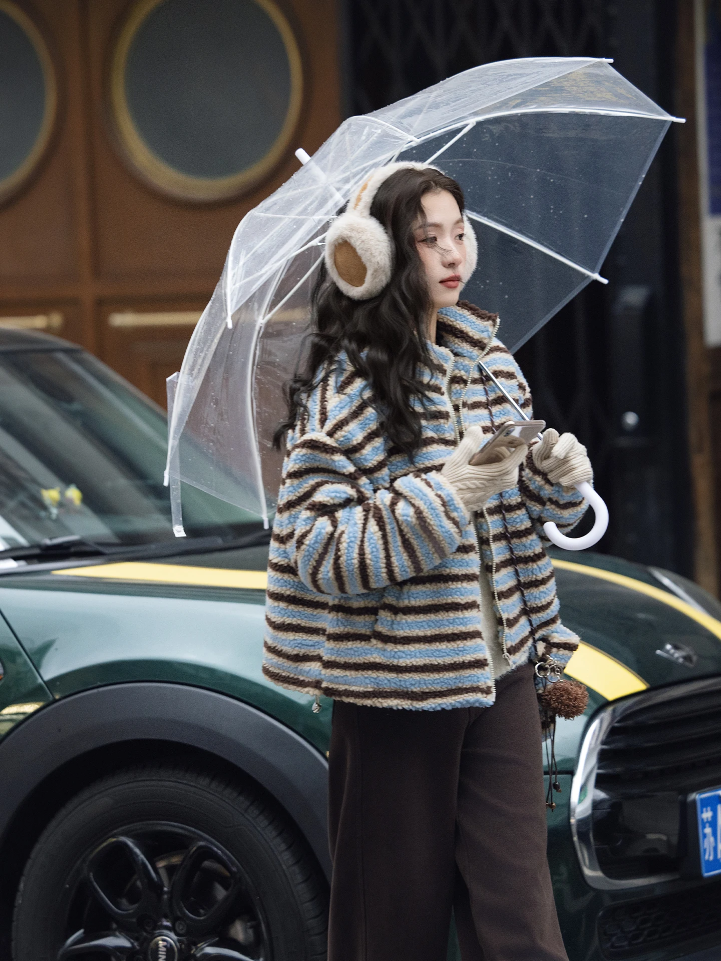 

Thiened Stripe Fce Jaet Stand Collar Lamb Fur Insert Ladies Coat Warm Winter Outerwear Dstring Hem Zipper Closure