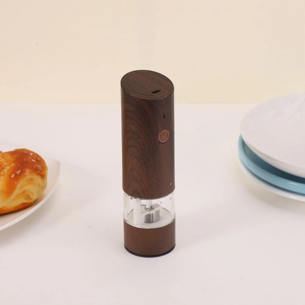 USB Rechargeable Electric Salt and Pepper Grinder with Light Large-caliber Automatic Pepper Grinding Bottle