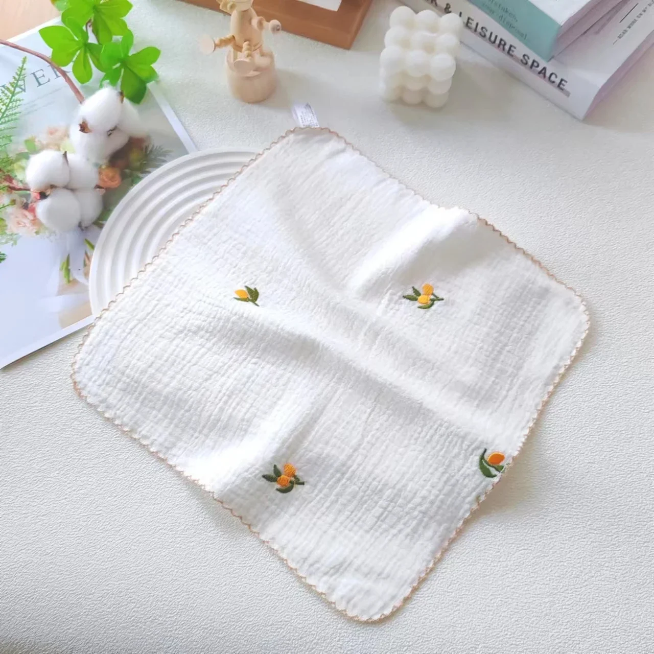 4pcs Embroidery Cotton Baby Face Towel Newborn Baby Items 4 Layer Muslin Baby Bibs Handkerchief Saliva Towel Feeding Burp Cloths