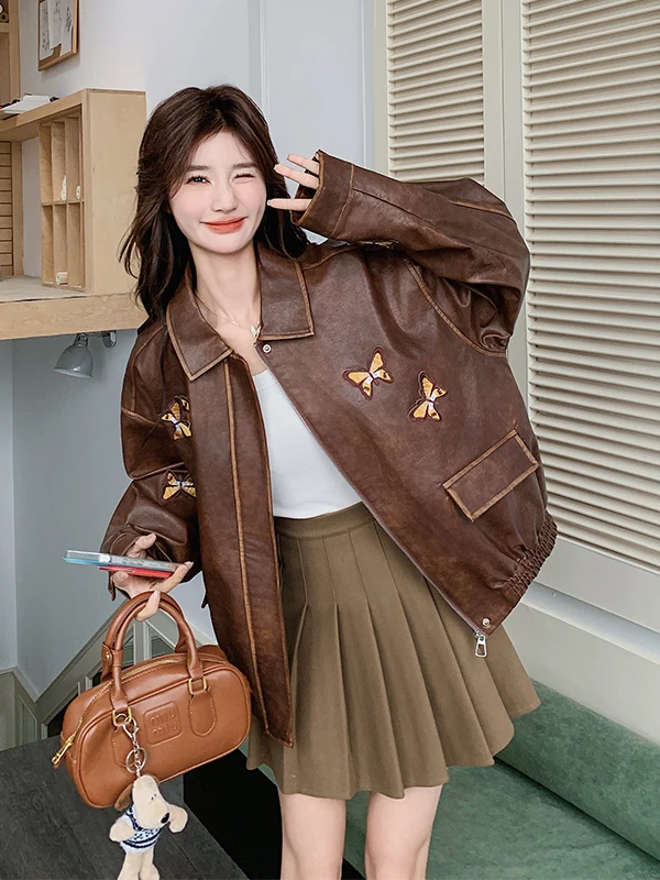Giacca da Donna in Pelle PU con Ricamo Retrò, Colore Caffè, Capospalla per l'Autunno 2025, Tendenza Moda