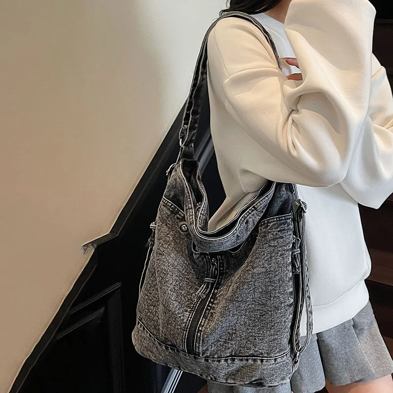 

Daily Commuter Denim Crossbody Bag 2025 New Fashionable One Shoulder Bag For All Seasons Casual Lightweight Ladies Handbag
