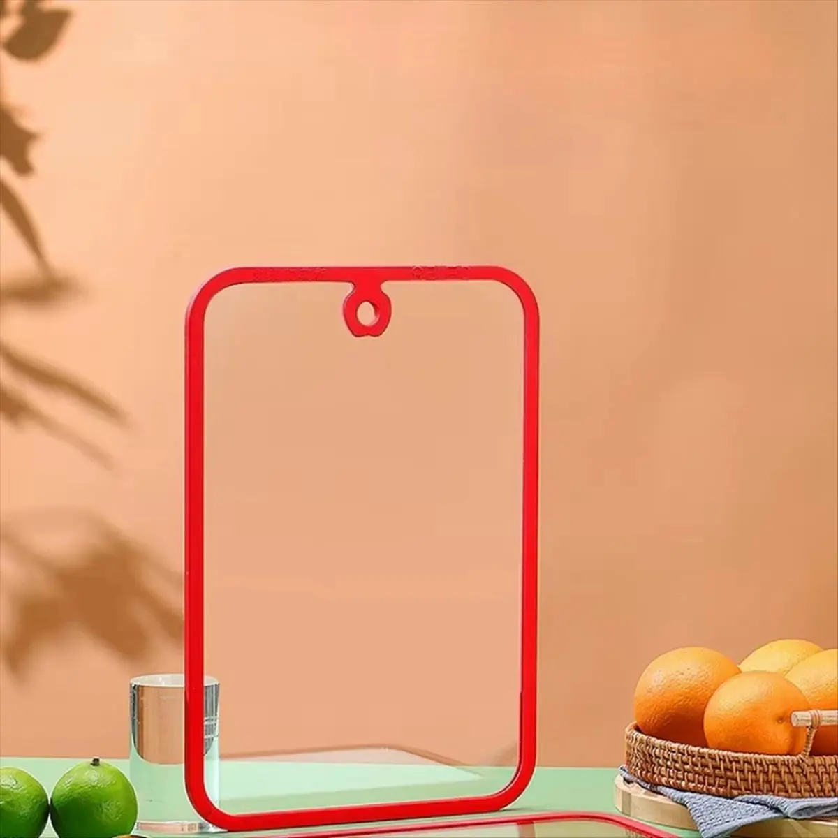 لوح تقطيع من الزجاج المقسى غير قابل للانزلاق بحافة ناعمة متعددة الوظائف لوح تقطيع المطبخ للفواكه واللحوم سهل الاستخدام #4