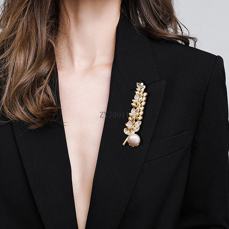 Spilla di grano di fascia alta Giacca elegante di lusso con spilla Abiti coordinati Accessori per scollatura Regali semplici di gioielli con corpetto 613