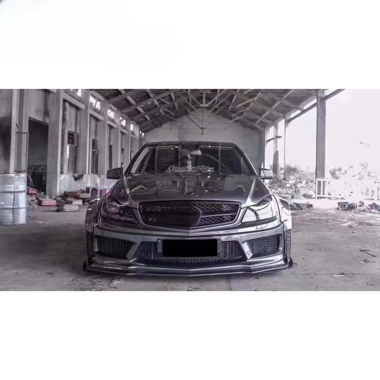

Runde Body Kit For Mercedes-Benz C-CLASS W204 C63 AMG Upgrade Robot Style Body Kit Front Bumper Rear Diffuser Side Skirt