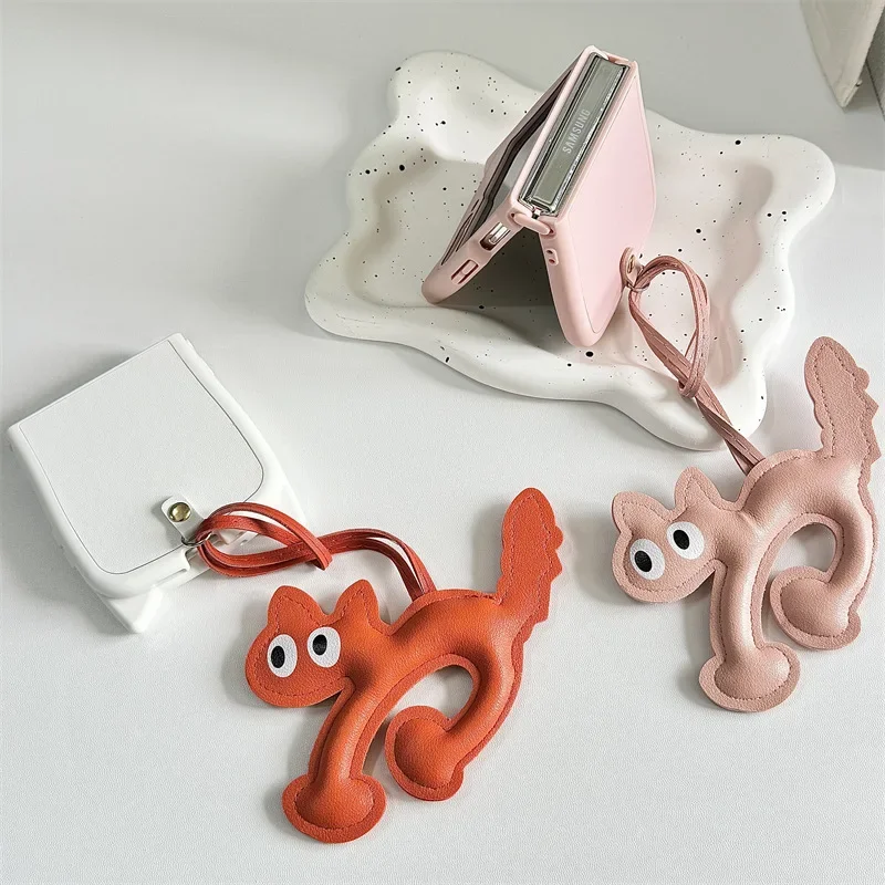 Casing ponsel liontin kulit PU kartun untuk Samsung Galaxy Z Flip 6 5 4 3 penutup belakang pelindung untuk ZFlip4 ZFlip5 ZFlip6 casing