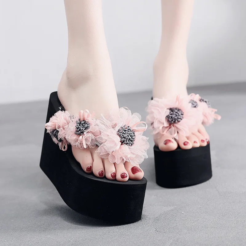 2024 New High-heeled Flip-flops Women\'s Summer Non-slip Beach Slippers Wedges Sweet Lace Flowers Ladies Vacation Beach Shoes