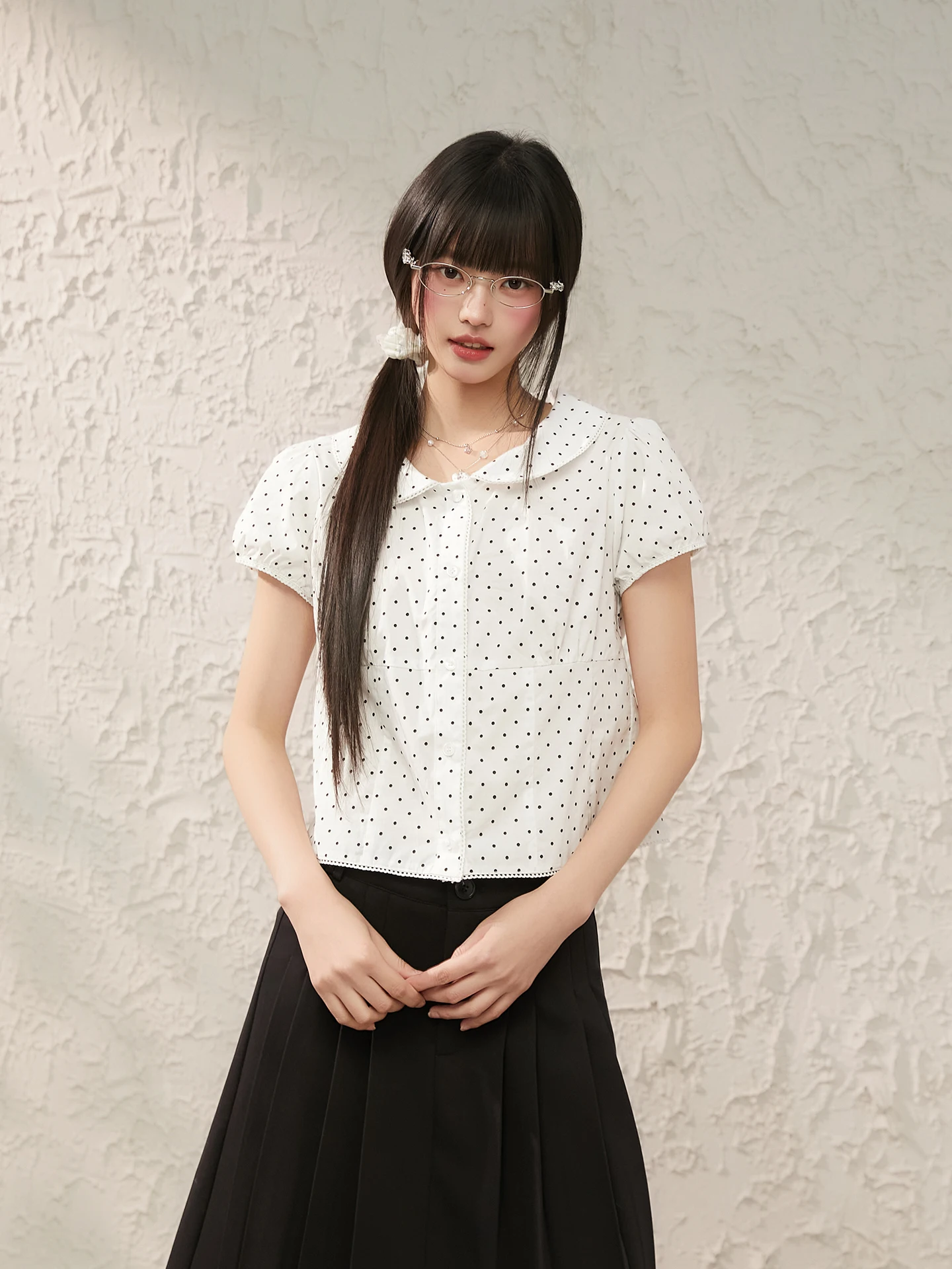 

Женская летняя универсальная хлопковая блузка King Prince Korean Sle Doll с воротником, короткими рукавами-фонариками в горошек