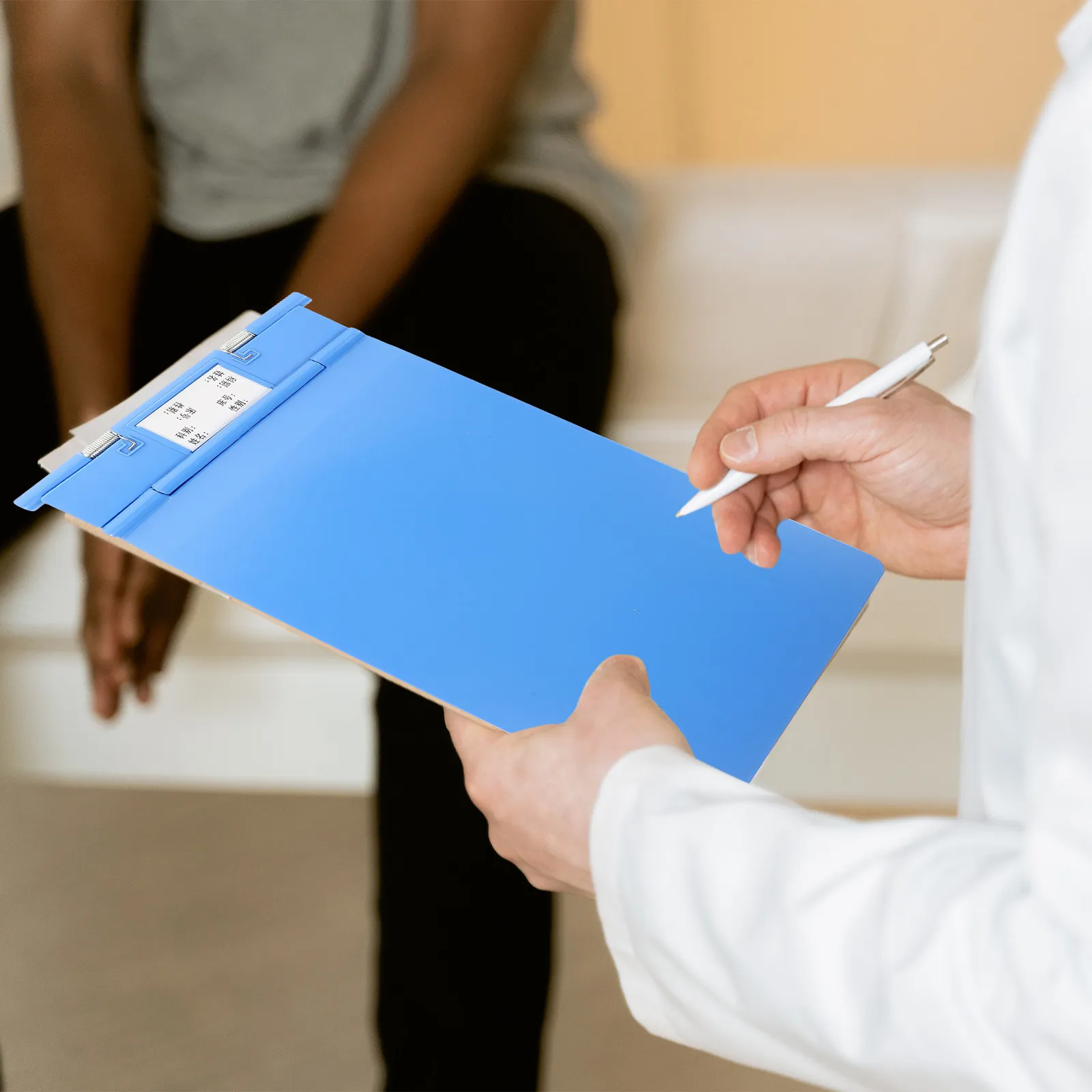 

Clipboard Writing Base Plate for Nurses Smooth Surface Secure File Holding for Long Time Use Digital Writing Pad