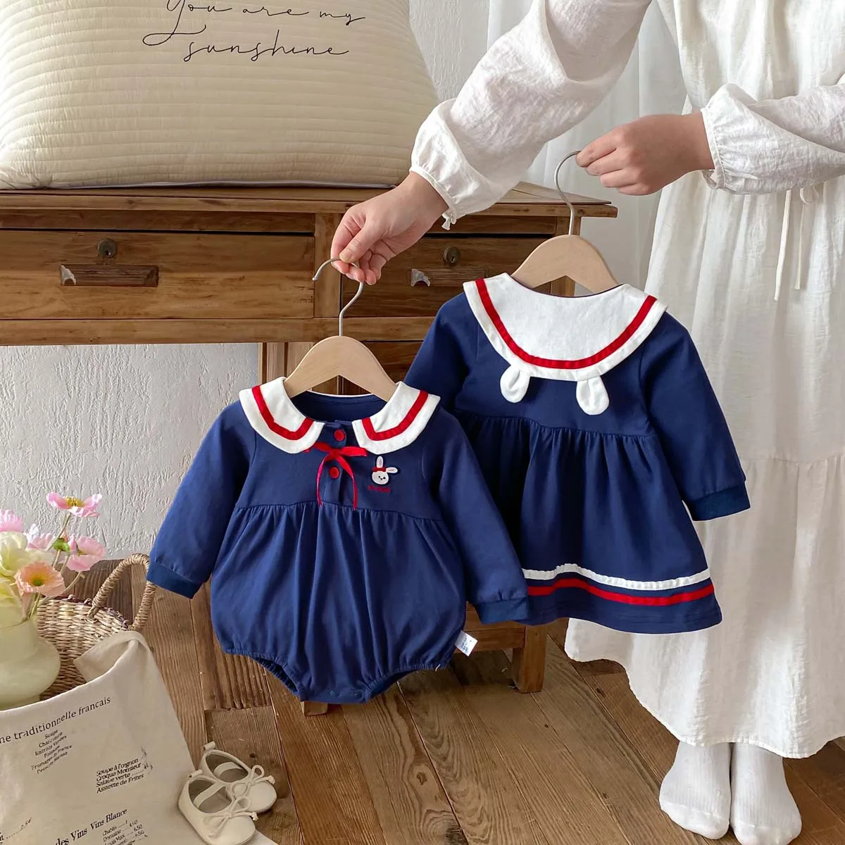 New Spring and Autumn 2026 Girls' Long Sleeve College Style Bag Fart Coat Baby Cartoon Embroidery Cute Doll Collar Sisters Dress