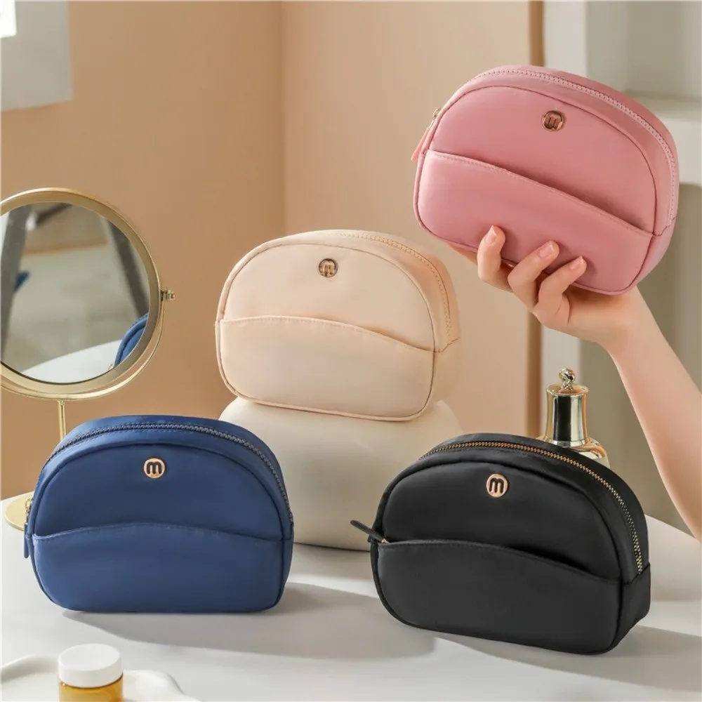 

Portable Makeup Bag Multi-compartment Shell Shaped Toiletry Bag Lightweight Solid Color Handbag Cosmetics Toiletries Storage